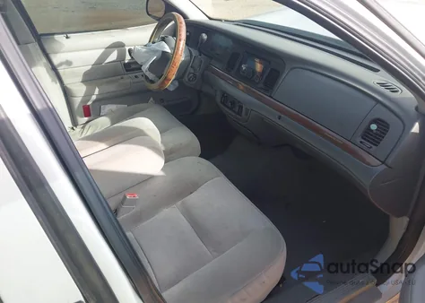 2005 Ford Crown Victoria Standard from USA, damaged, VIN 2FAFP73W95X127388